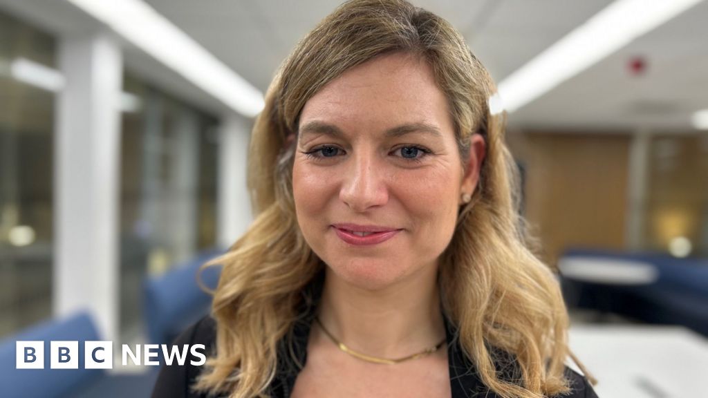 Hebburn woman tackling online misinformation after fertility battle – BBC