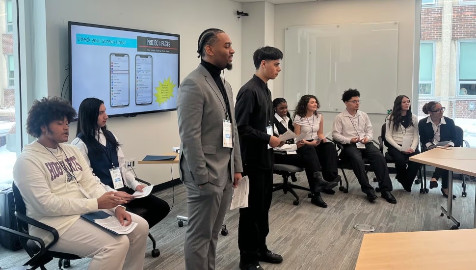 Philadelphia High School Students Take Up Fight Against Misinformation, Disinformation