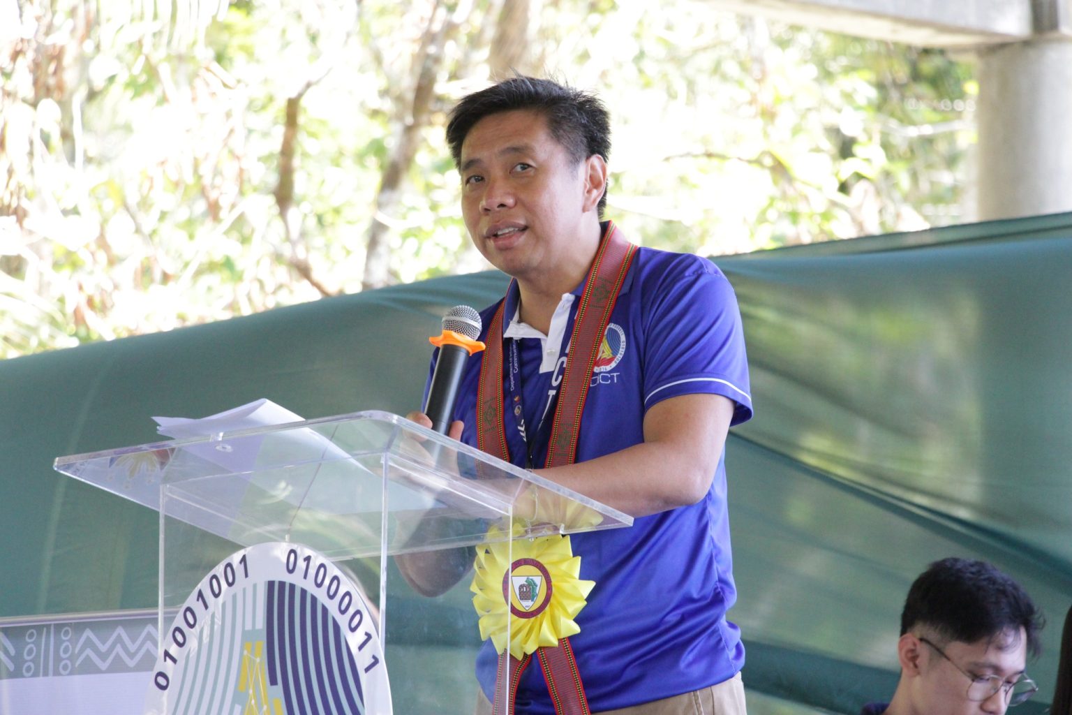 DICT chief warns vs misinformation, vows expanded internet access in Mindoro