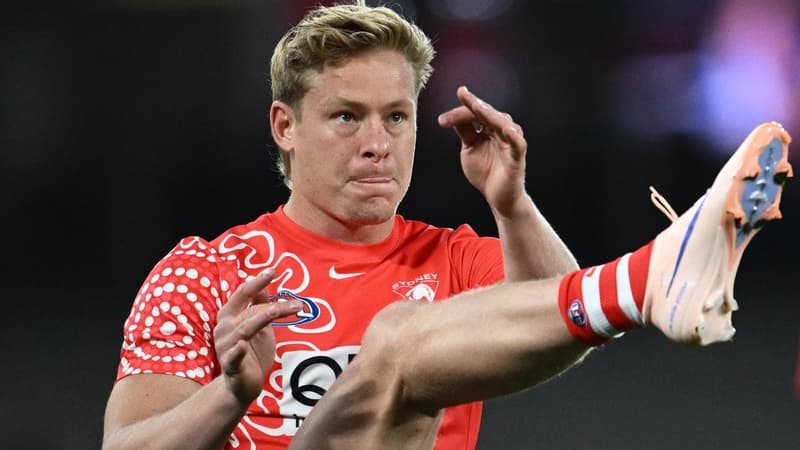 Swans star the target of AI disinformation operation