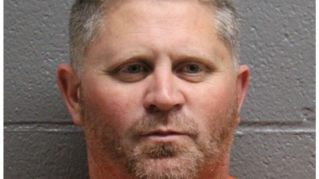 Man sentenced to prison after using $300K meant for snow plows on vehicle, false teeth