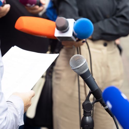 Cuts Nearly Match Misinformation as Journalists’ Top Challenge