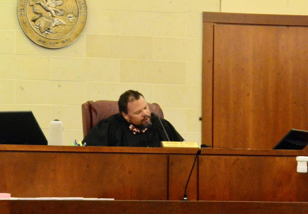 Ogle County judge denies dismissal of false reporting charges filed against woman tied to Rochelle rodeo – Shaw Local