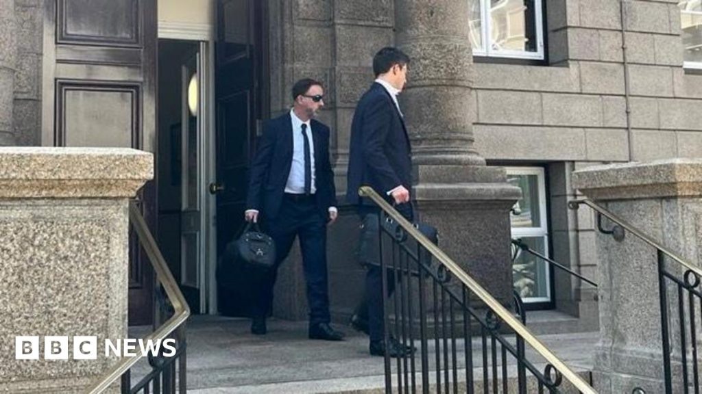 Jersey GP sentenced to community service for making false prescriptions