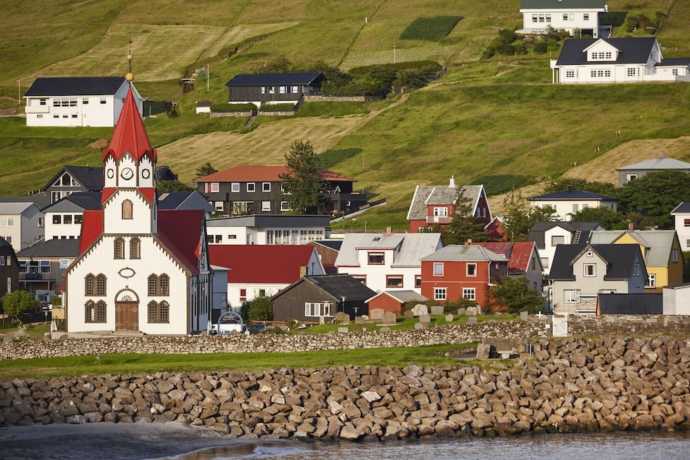 Iceland’s EU referendum becomes test of disinformation and Arctic security