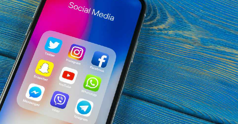 UK considers forcing social media firms to prioritise trusted news – ARN News Centre