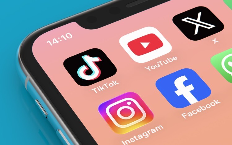 ‘Dangerous’ sunscreen misinformation attracts more TikTok engagement
