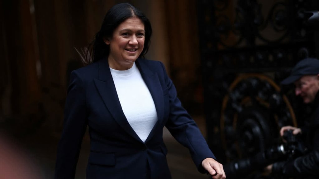 UK Culture Secretary Nandy Quits Musk-Owned X Over ‘Misinformation’