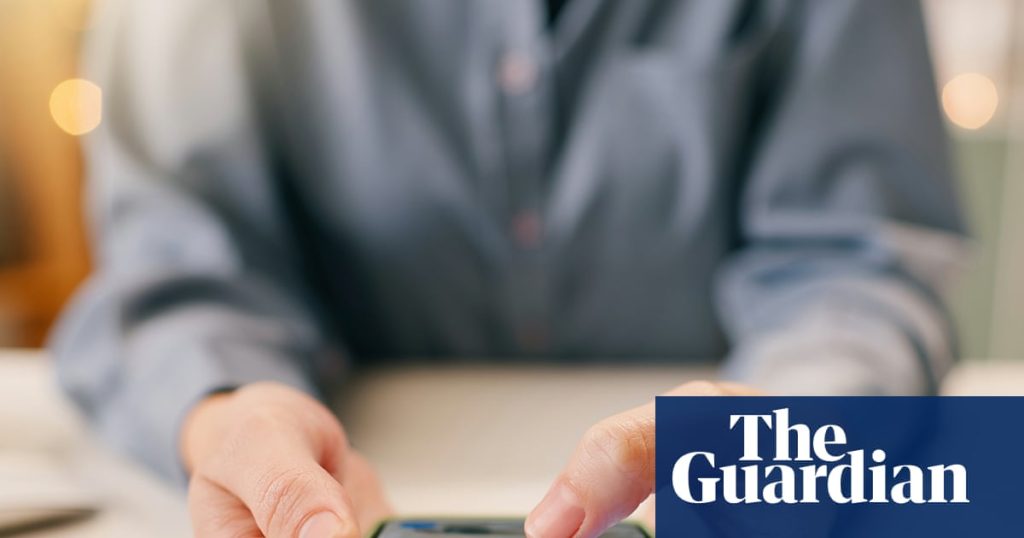 ‘A very good clone’: news stories faked to lure victims to scam investment sites | Scams