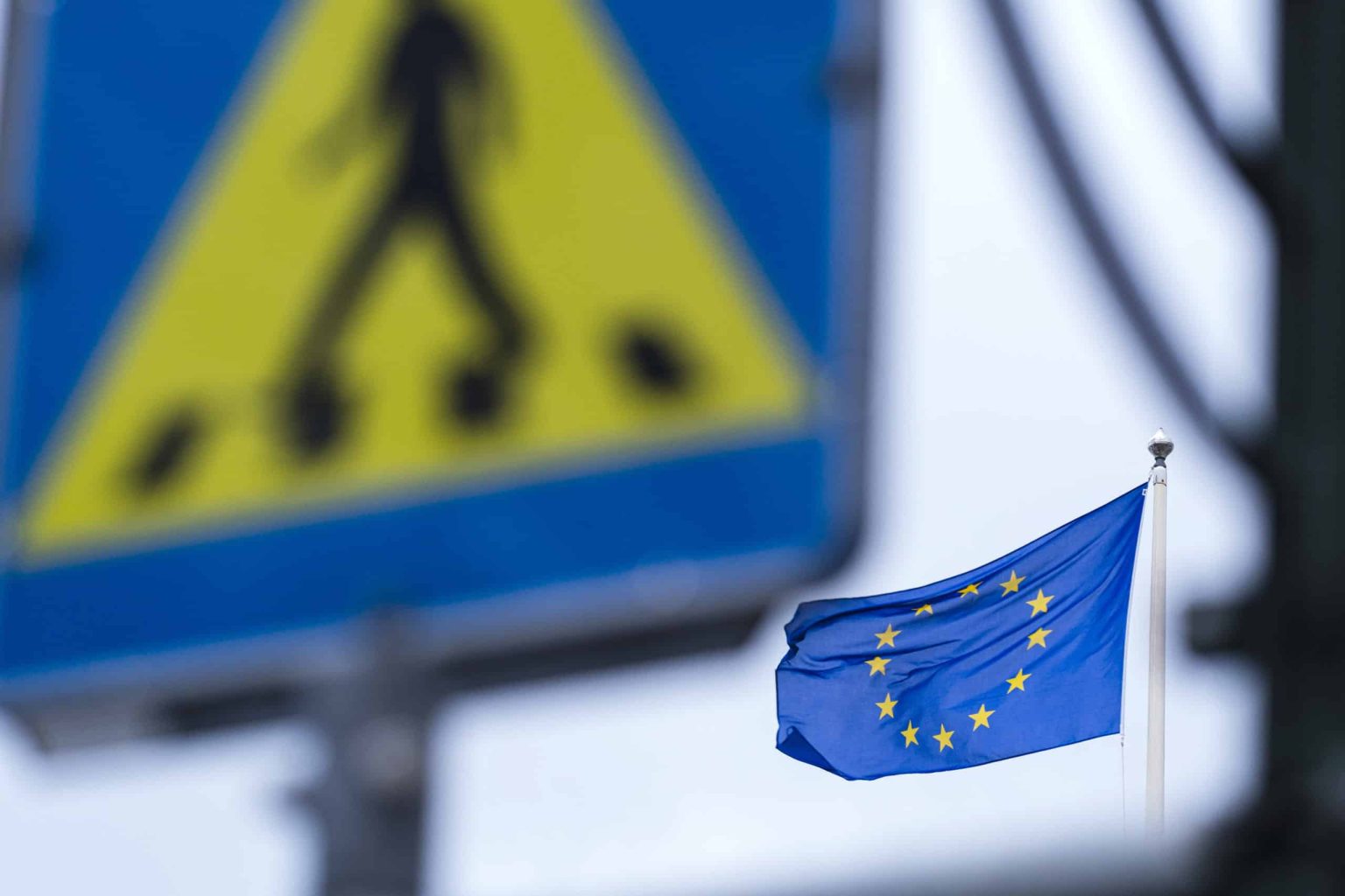 Netvís Warns of Growing Disinformation Risk before August Referendum