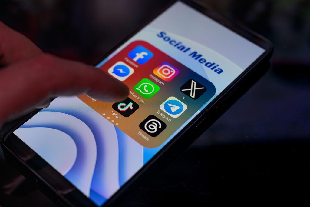 Disinformation is winning. Where do we look for news in a crisis?