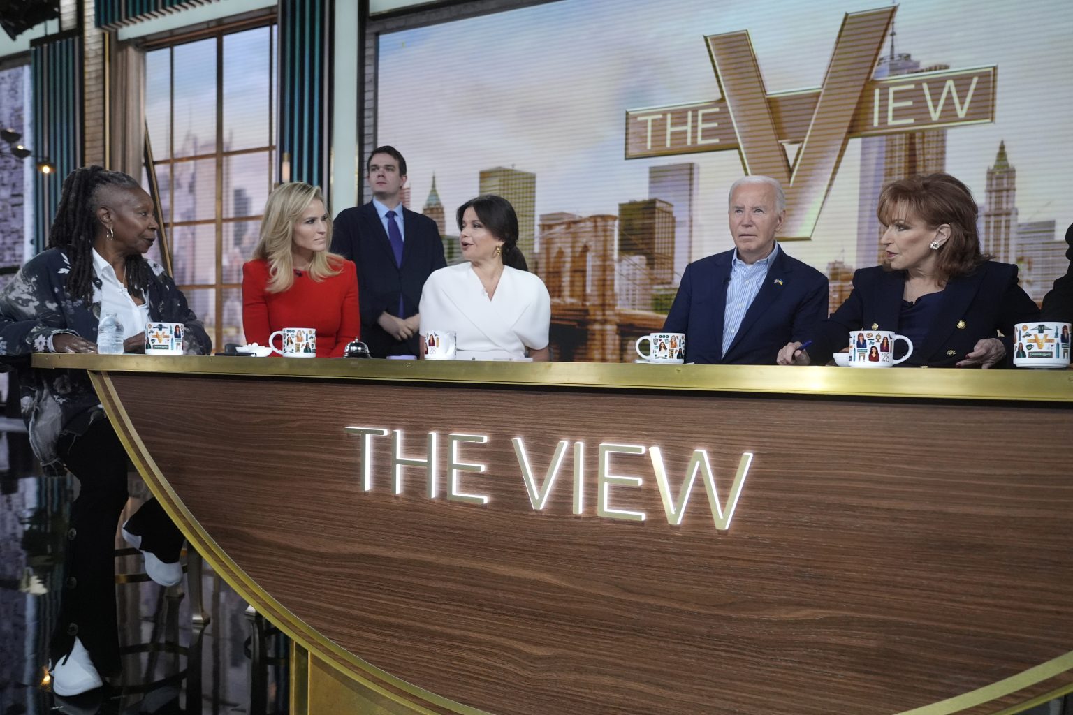 Article | ABC rebukes Brendan Carr over ‘misinformation’ claim in row with ‘The View’ – POLITICO Pro
