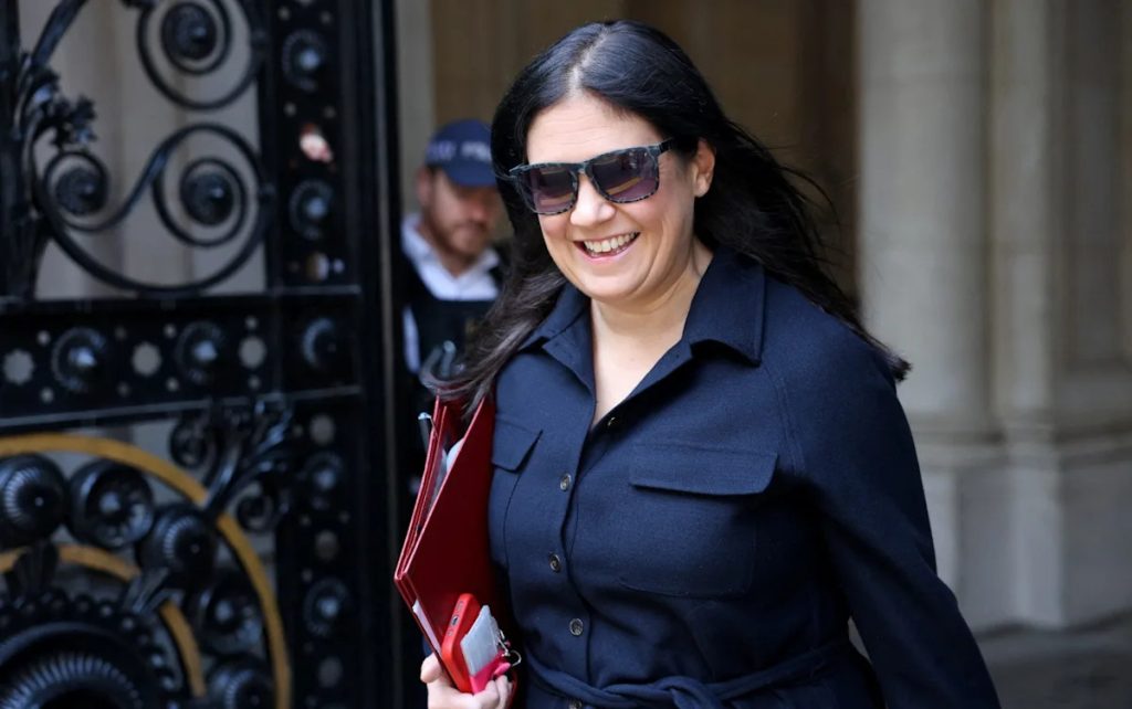 Lisa Nandy’s department quits X over Elon Musk ‘misinformation’