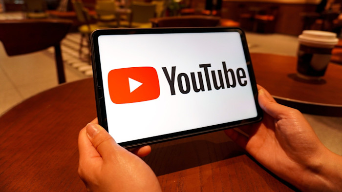 Ministers to make YouTube and Meta boost prominence of UK news