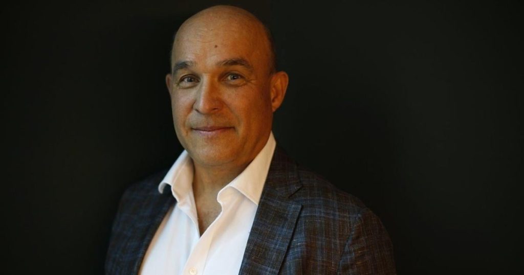 Fact File: News story using Jim Balsillie to promote AI crypto platform is fake – The Spec