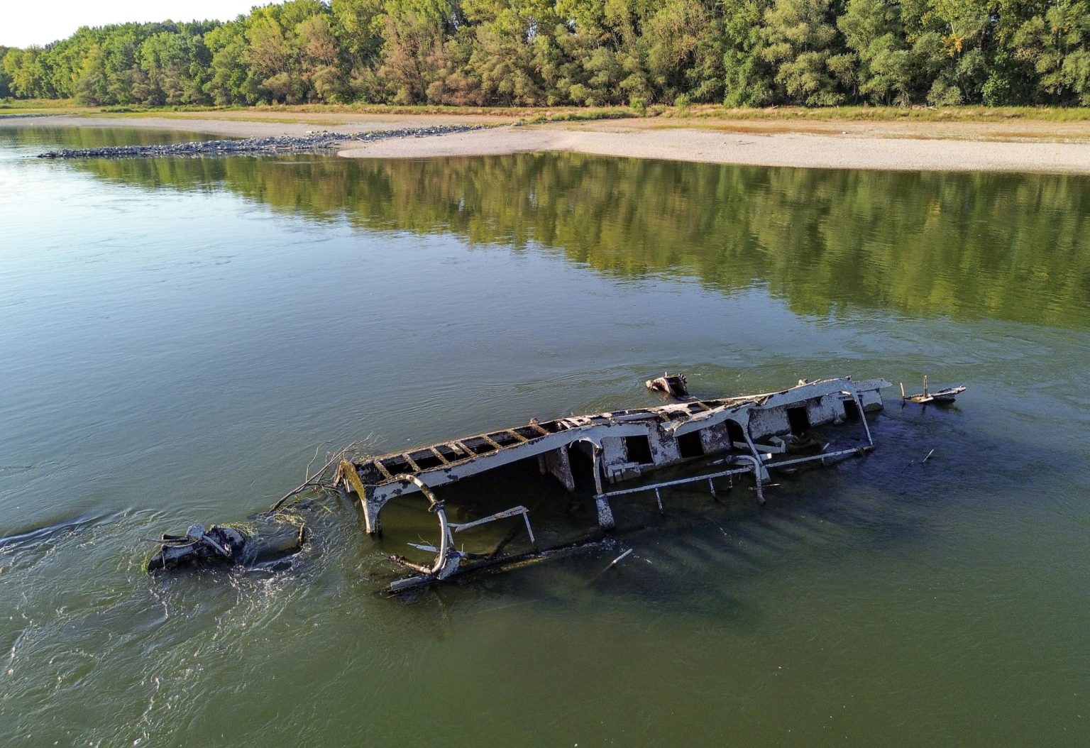 Danube’s record low waters expose climate pressures – and disinformation myths – EUalive
