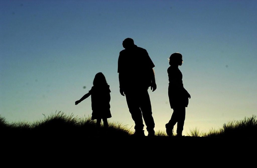 Dad banned from seeing daughters after relentless false abuse claims – Stuff