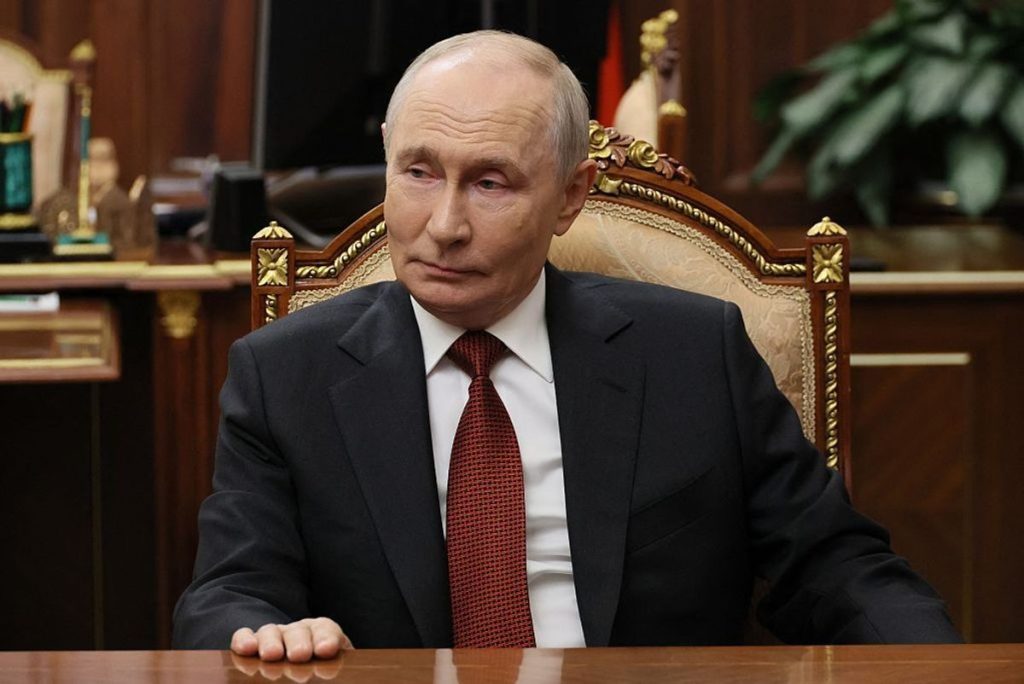 Russian disinformation tests its Ukraine election playbook