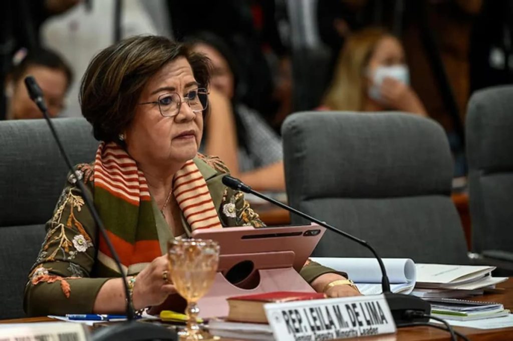 De Lima: Making someone give false testimony should be separate crime