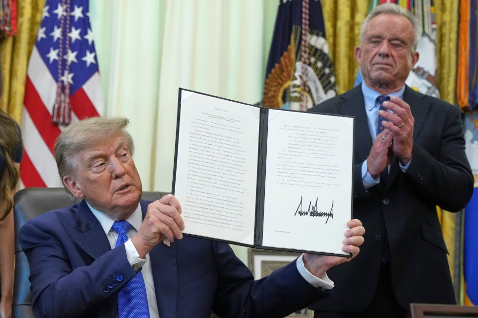 Trump makes false claims as he signs EO urging child vaccine changes