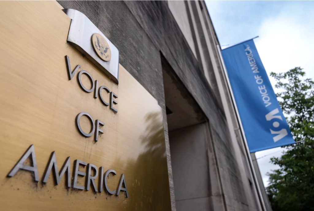 Voice of America’s Ukrainian service goes back on air next week, more than year after Trump shut it down