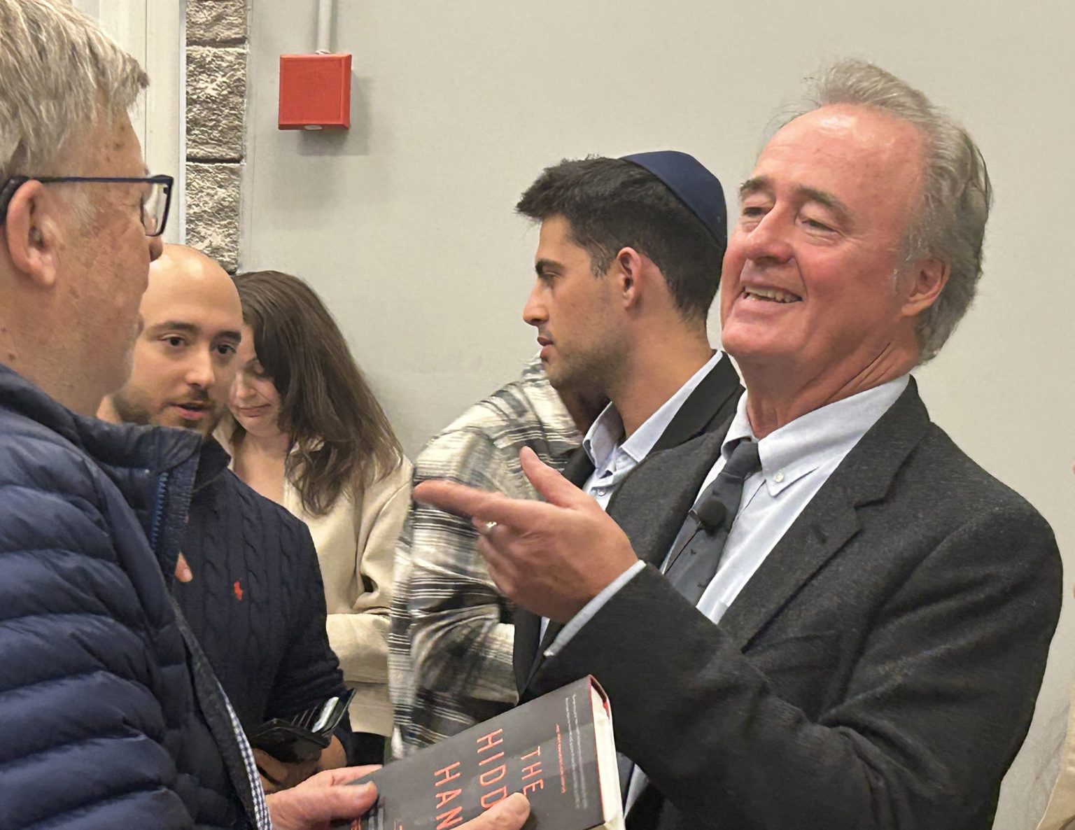 After Belleville attack, Kinsella speaks at Queen’s about Hamas disinformation