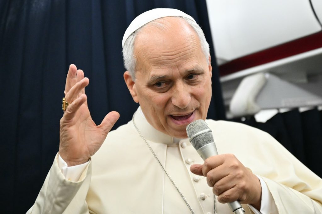 Pope Leo Says AI Safety Concerns Not ‘Fake News’ as Trump Champions Tech
