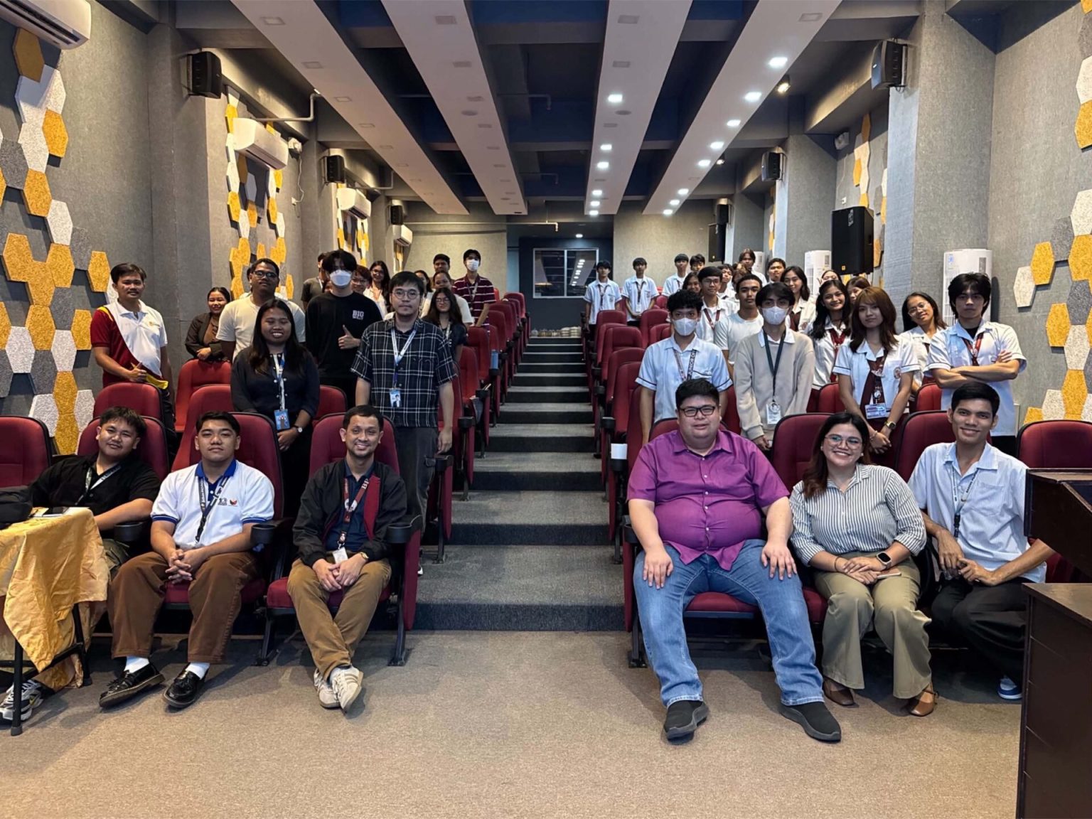 Before the next click, Bataan youth urged to spot misinformation, stay safe online , Punto! Central Luzon
