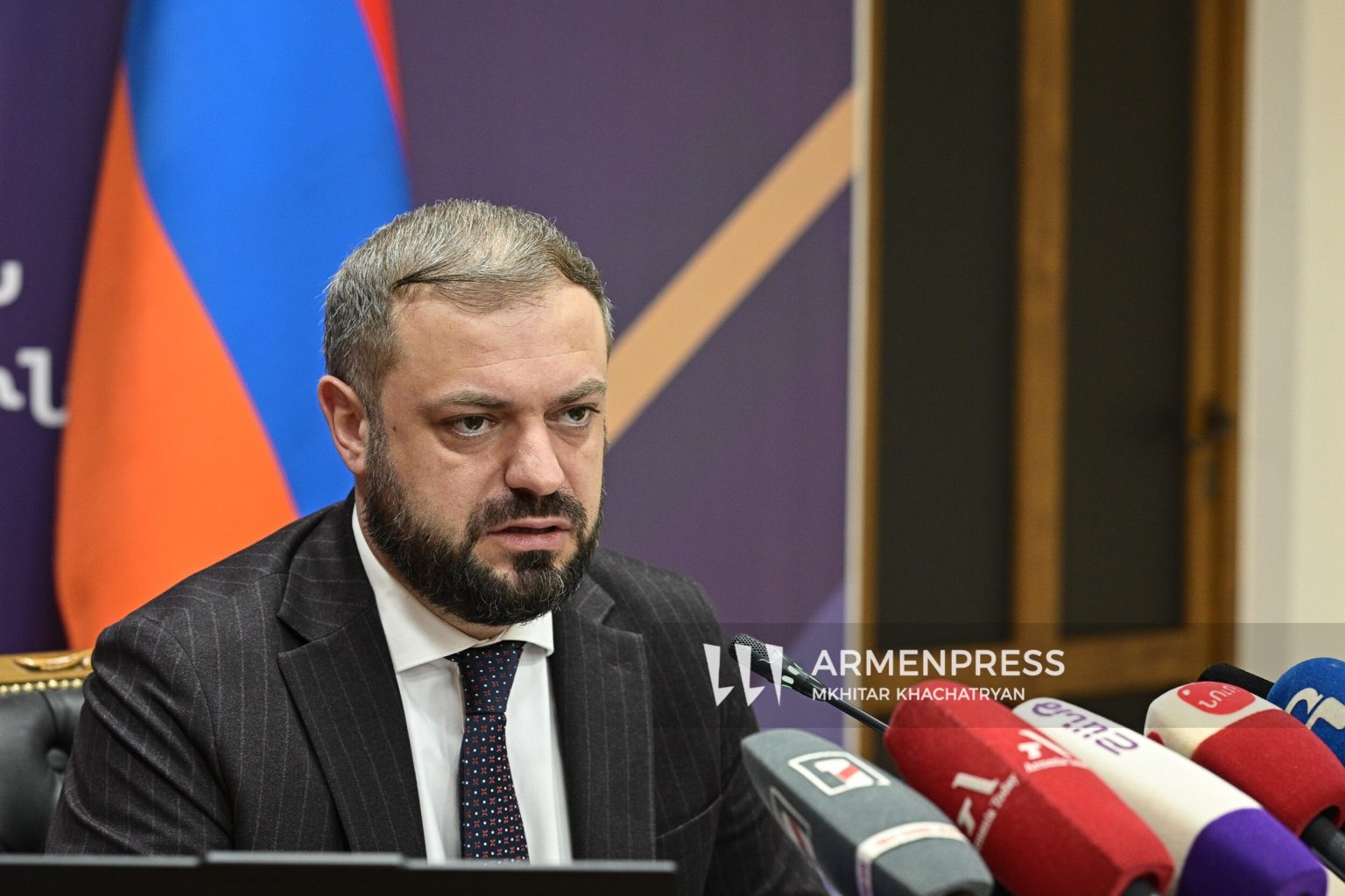 Economy Minister warns of fake social media account spreading disinformation