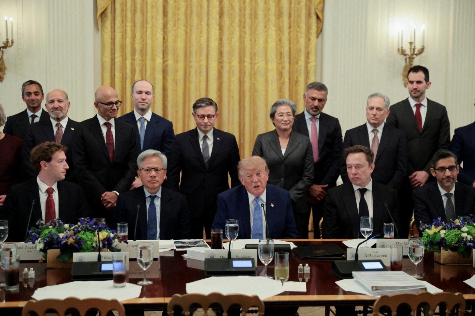 Washington Letter: Trump pushes ahead on AI in face of ongoing concerns from Pope Leo, voters