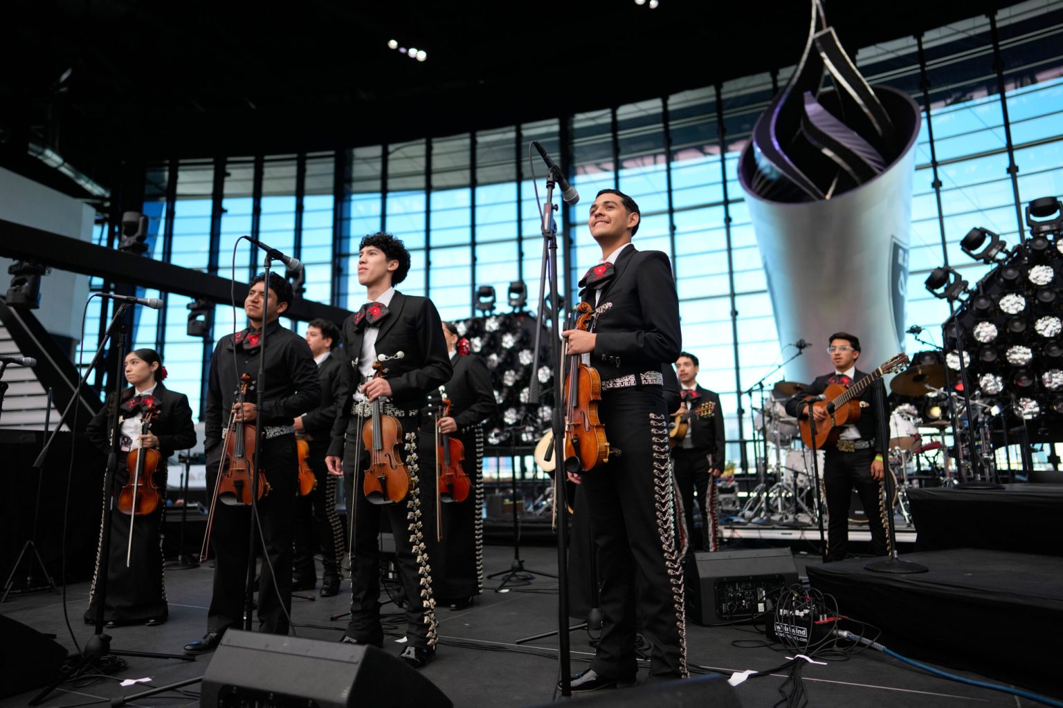 With violins, trumpets and the guitarrón, Las Vegas is training the mariachi educators of tomorrow