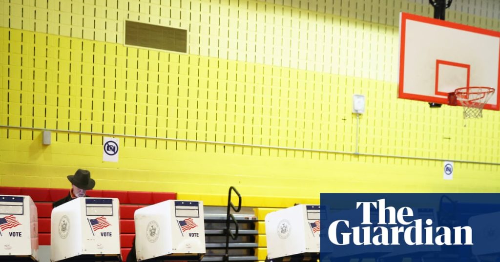 AI-driven disinformation running rampant on social media before US midterms, experts warn | US midterm elections 2026