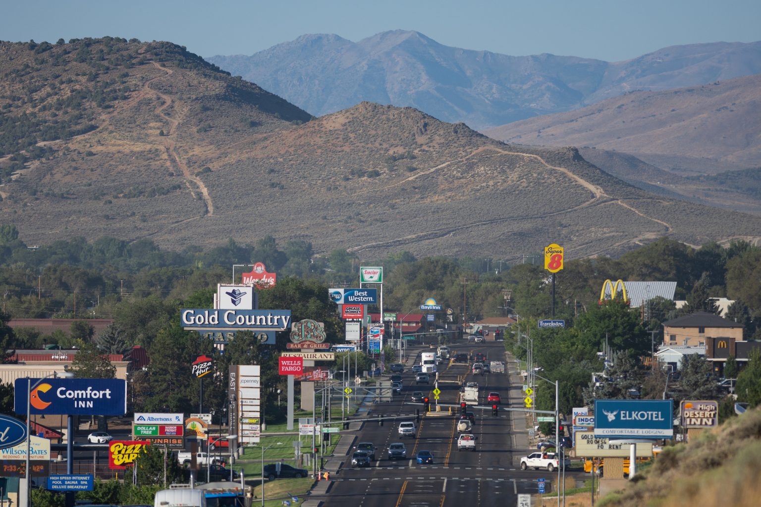 Two Elko casinos closing more than a year after its operator said they wouldn’t