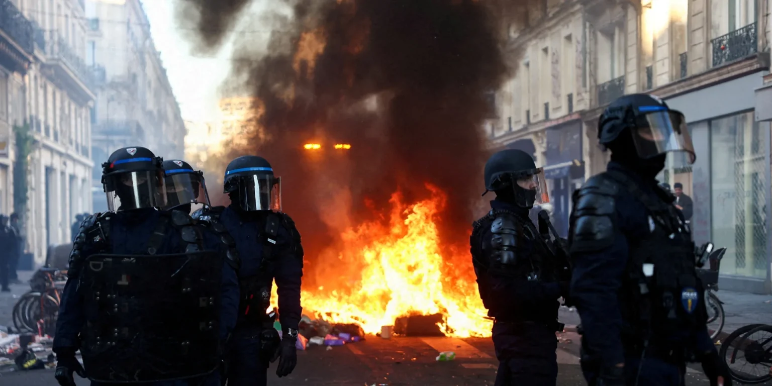 EU examines possible Russian disinformation linked to French unrest — FT / The New Voice of Ukraine
