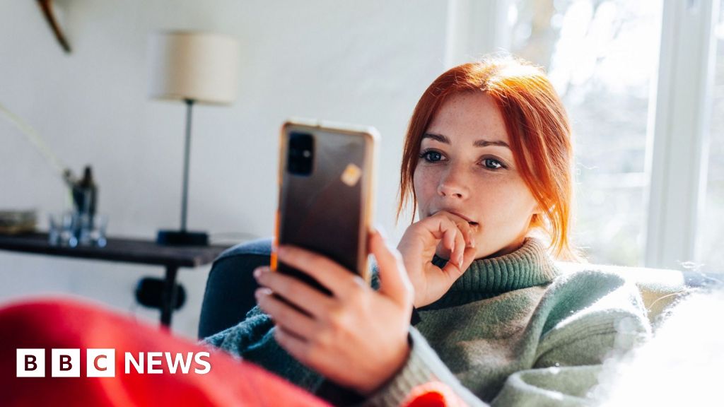 Don't fall for this – how to protect yourself from AI scams – BBC