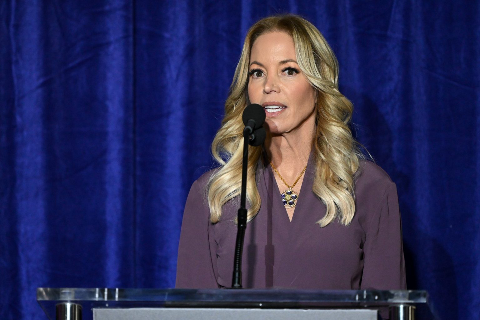 Lakers ownership drama: Jeanie Buss accuses siblings of ‘false flag operation’ – Orange County Register