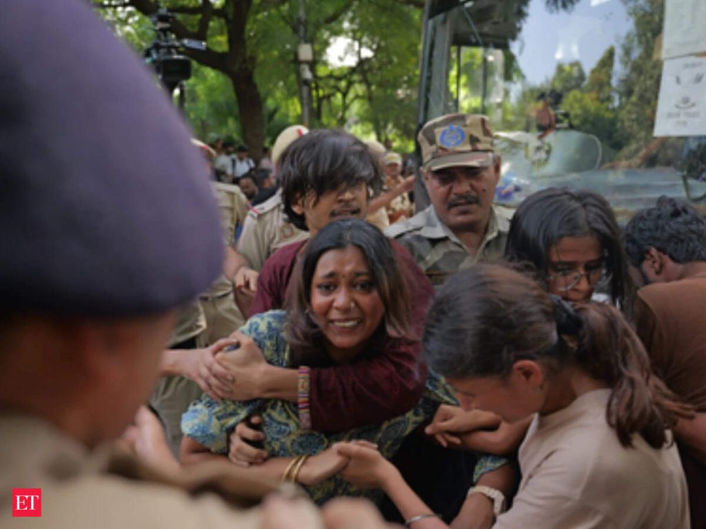 Delhi Protests: Police gets 300 social media posts taken down for spreading ‘rumours’