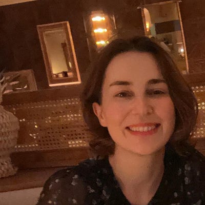 Sema Karaman (@semakaraman): “There is a lot of misinformation circulating online about protests in Europe. Claims that “people would die if this happened in the US” also overlook the serious harm already suffered here. In France, police weapons have caused life-changing injuries, including a fractured jaw, …”